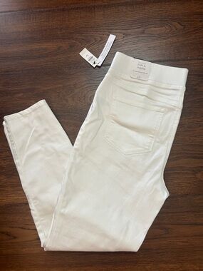 Talbots White Pull-On Skinny Jeans